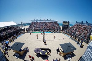AVP Huntington Sunday 2019-stadium