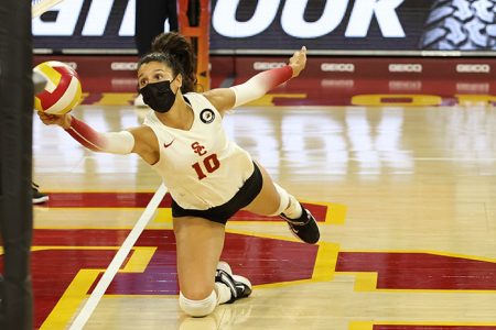 USC volleyball-Raquel Lazaro