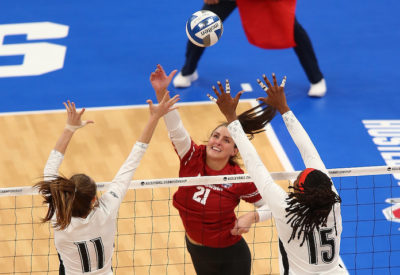 Volleyball comes full circle for Wisconsin's Loberg as Badgers face