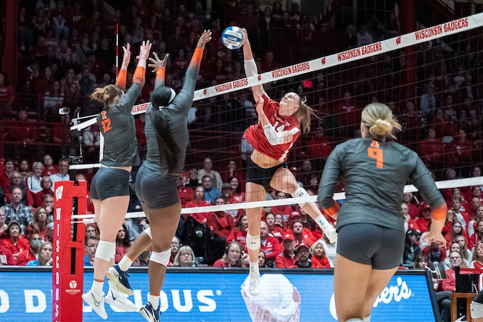 NCAA volleyball results: Wisconsin wins; WKU, WMU conf. champs